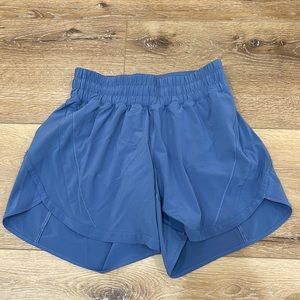 Lululemon Workout Shorts(like new)